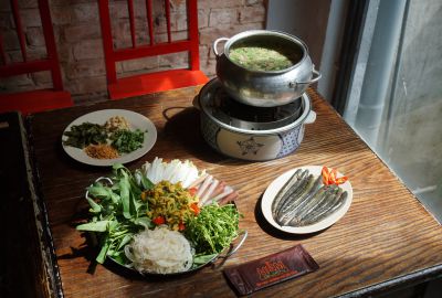 Hẻm Quán: Văn hoá ẩm thực Sài Gòn giữa lòng Hà Nội